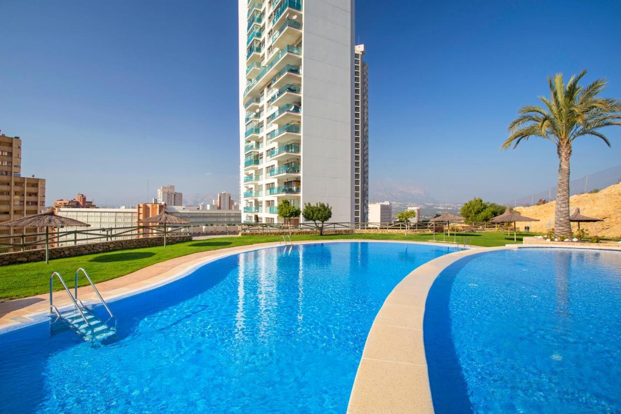 Skyline 6 Private Balcony, Sunny Year Round, With Views Apartment